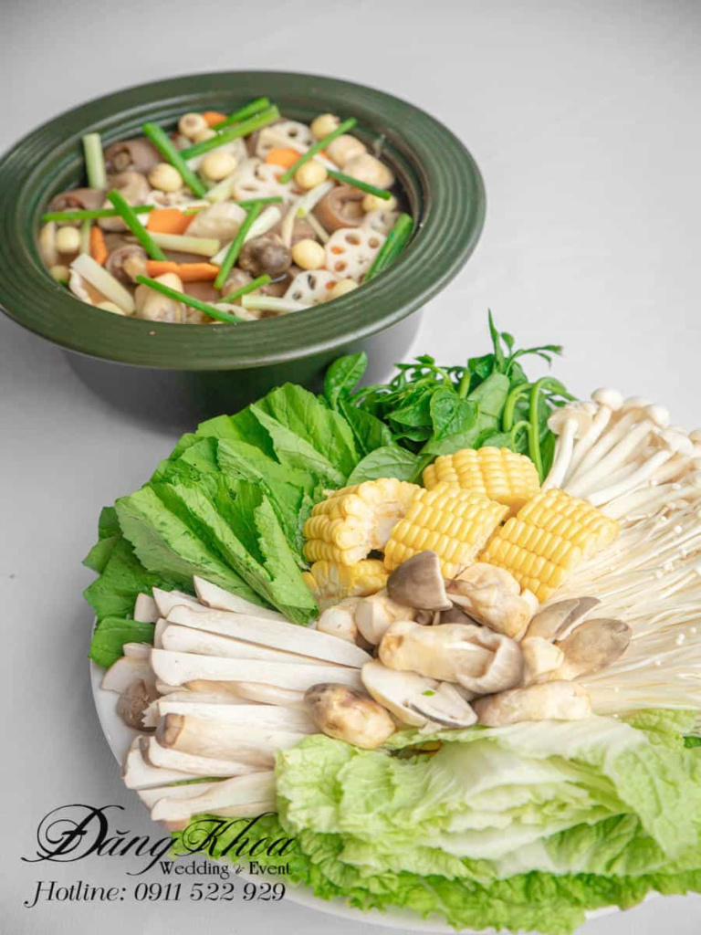 cuoi-hoi-dang-khoa-lau-bo-ham-hat-sen