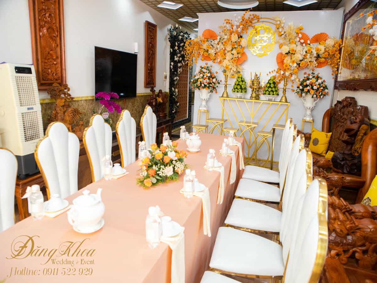 cuoi-hoi-dang-khoa-gia-tien-tone-cam-01