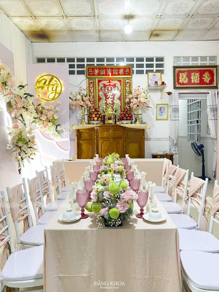cuoi-hoi-dang-khoa-gia-tien-tone-hong-08