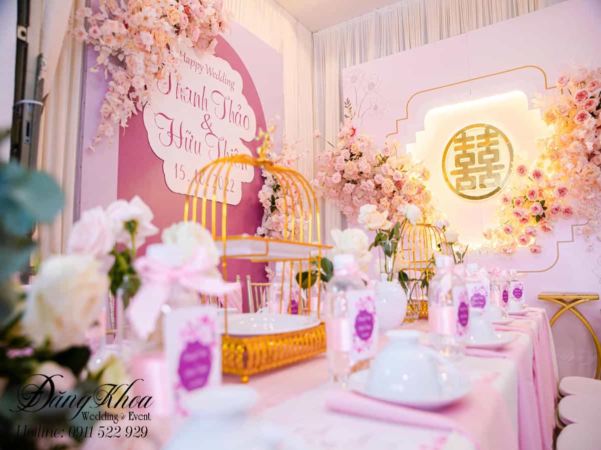 cuoi-hoi-dang-khoa-gia-tien-tone-hong-38
