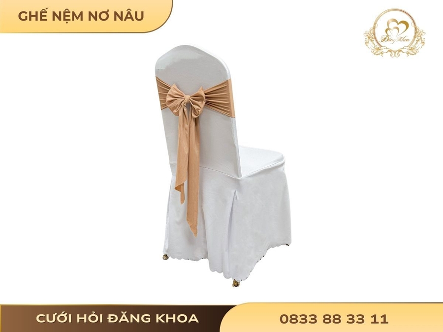 cuoi-hoi-dang-khoa-ghe-nem-no-nau