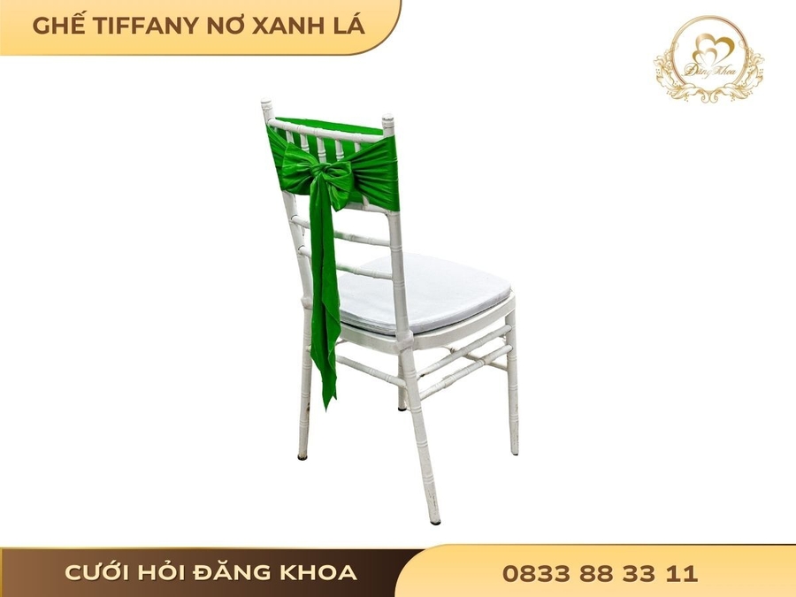 cuoi-hoi-dang-khoa-ghe-tiffany-no-xanh-la