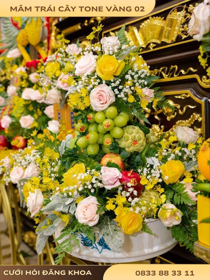 Mâm trái cây & hoa tươi tone vàng 02