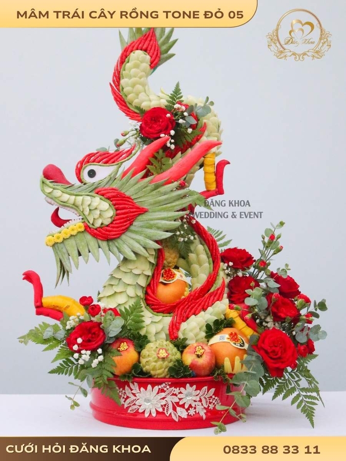 cuoi-hoi-dang-khoa-mam-trai-cay-rong-hoa-tuoi-tone-do-05