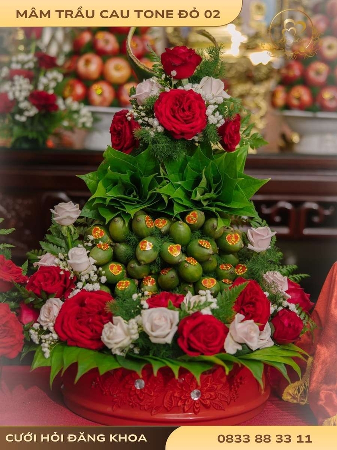 Mâm trầu cau & hoa tươi tone đỏ 02