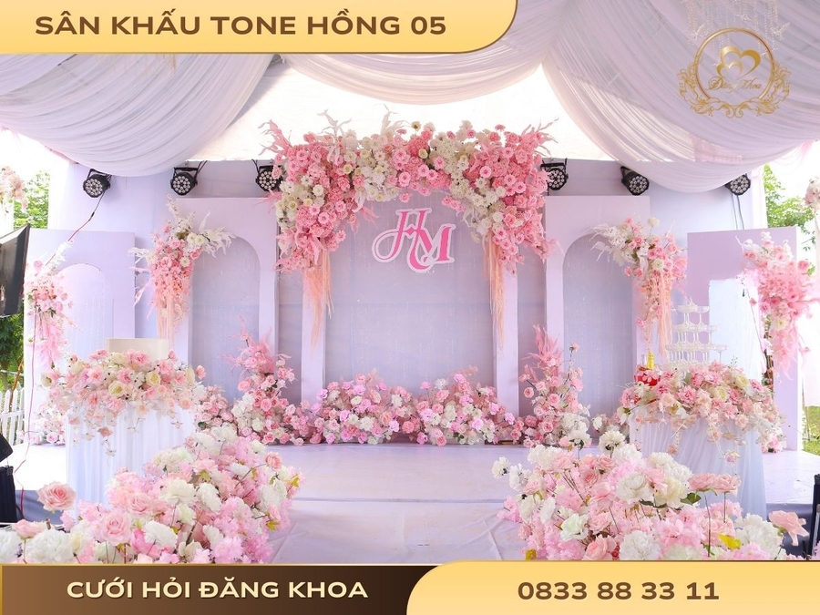 cuoi-hoi-dang-khoa-san-khau-tone-hong-05
