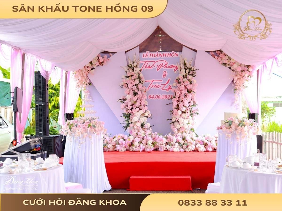 cuoi-hoi-dang-khoa-san-khau-tone-hong-09