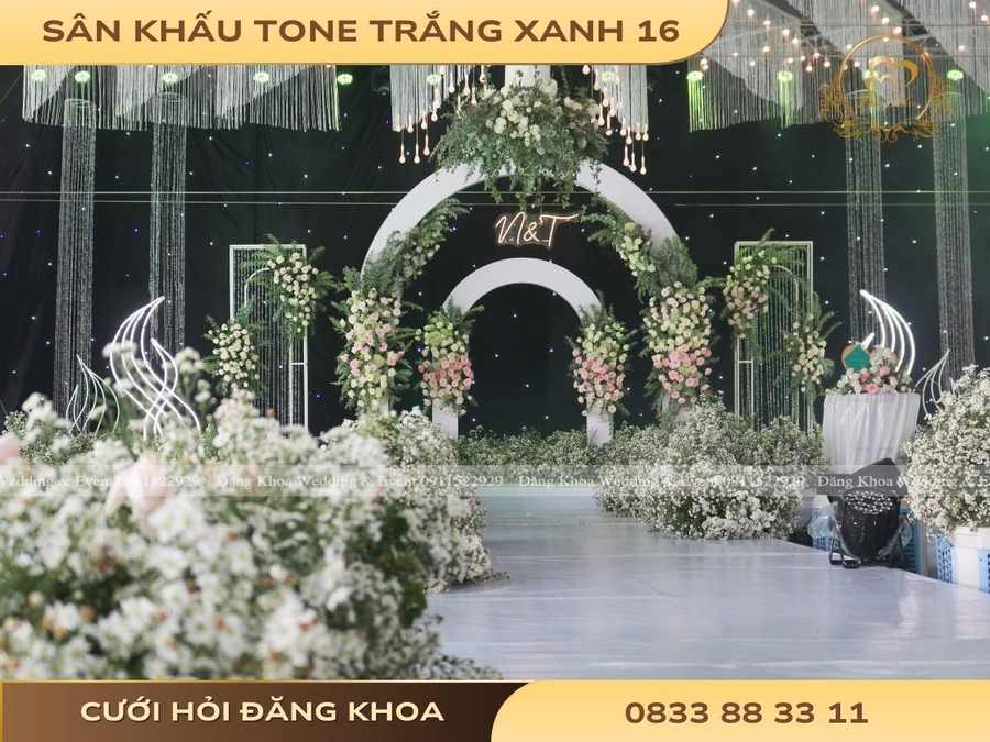 cuoi-hoi-dang-khoa-san-khau-tone-trang-xanh-16