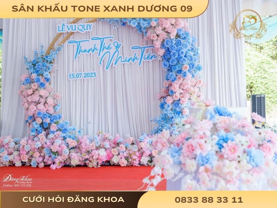 cuoi-hoi-dang-khoa-san-khau-tone-xanh-duong-09