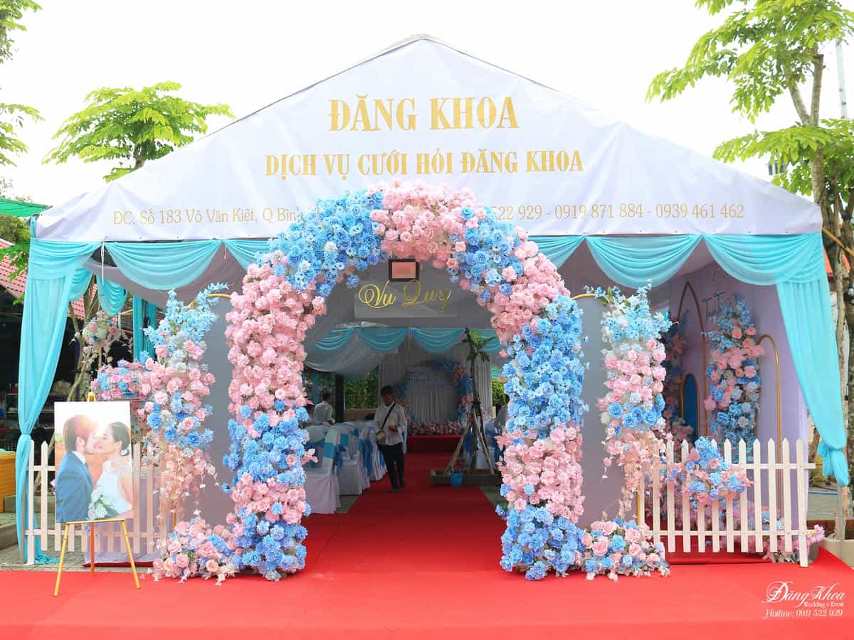 cuoi-hoi-dang-khoa-cong-hoa-cuoi-vu-quy-tone-xanh-duong-03