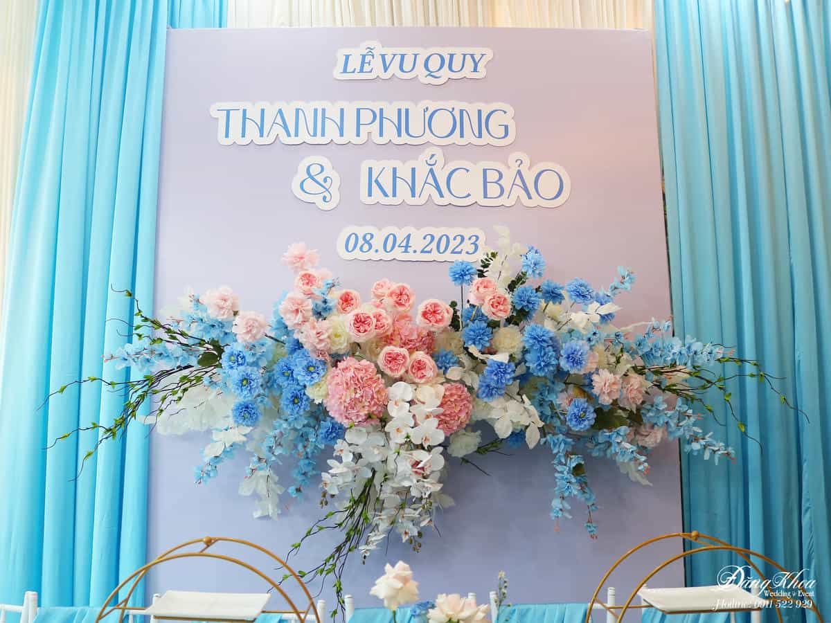 cuoi-hoi-dang-khoa-gia-tien-tone-xanh-duong-06