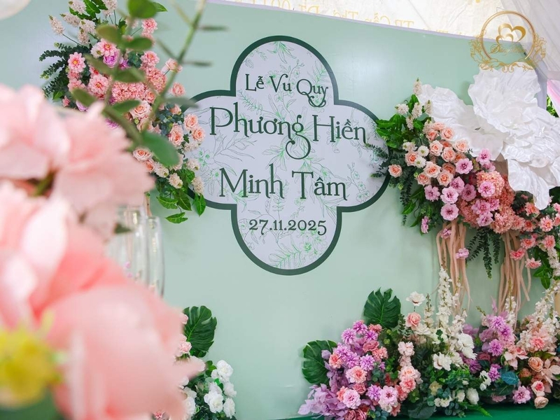 cuoi-hoi-dang-khoa-san-khau-cuoi-tone-xanh-mint