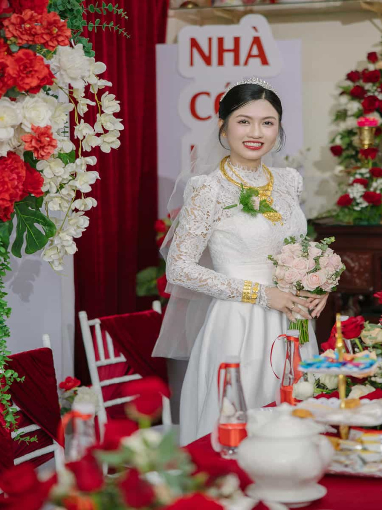 cuoi-hoi-dang-khoa-co-dau