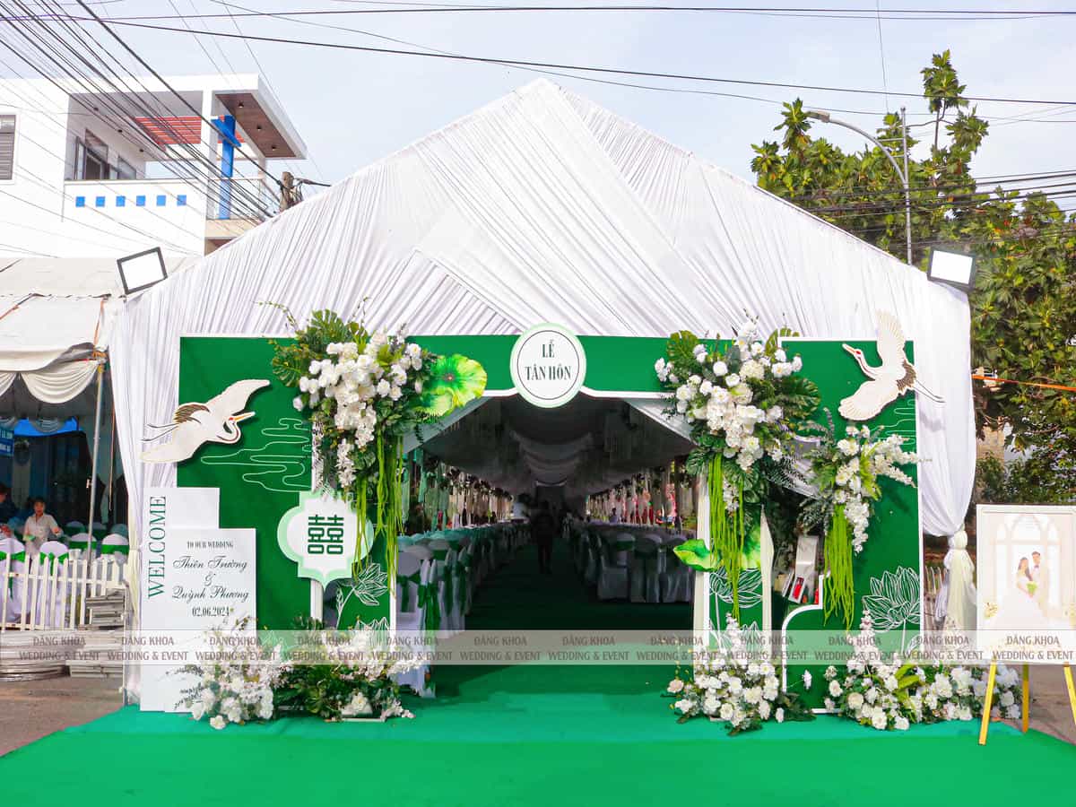 cuoi-hoi-dang-khoa-cong-hoa-cuoi-le-tan-hon-tone-trang-xanh-02