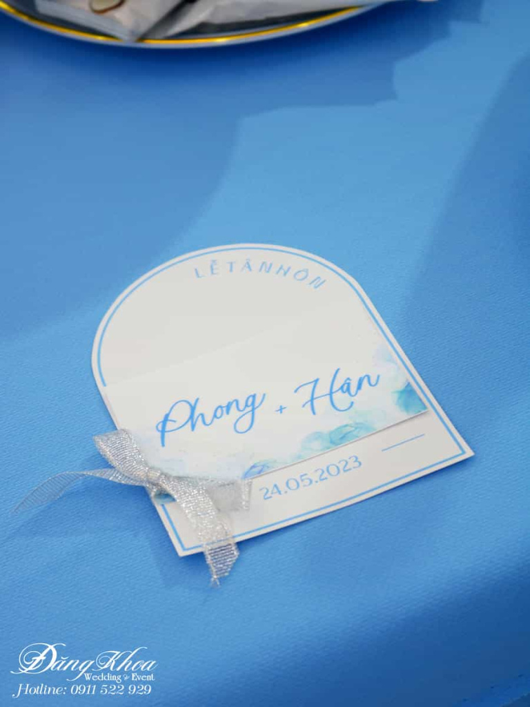 cuoi-hoi-dang-khoa-gia-tien-tone-xanh-duong-05