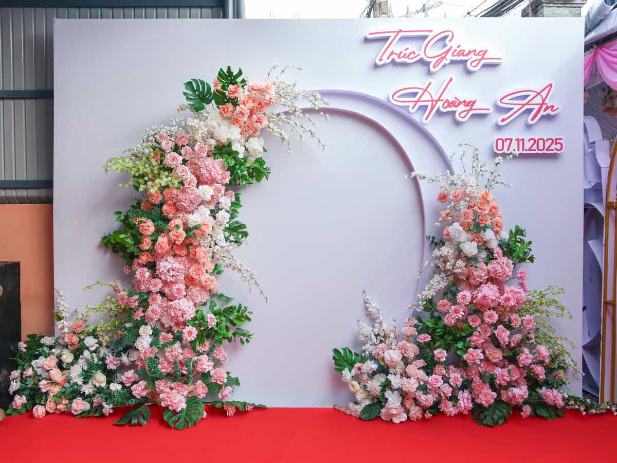 cuoi-hoi-dang-khoa-backdrop-cuoi-tone-hong-pastel-01