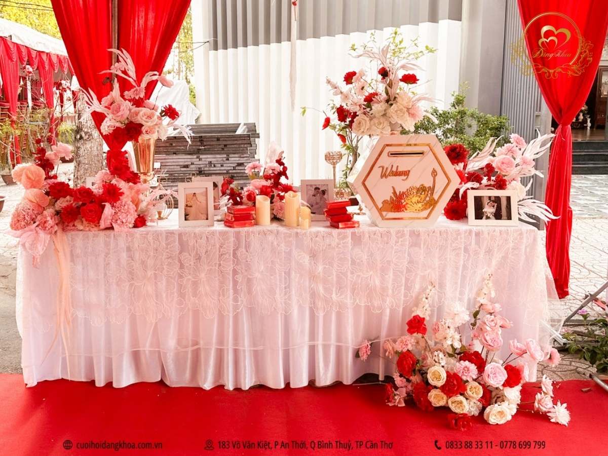 cuoi-hoi-dang-khoa-ban-gallery-tone-do-hong-02