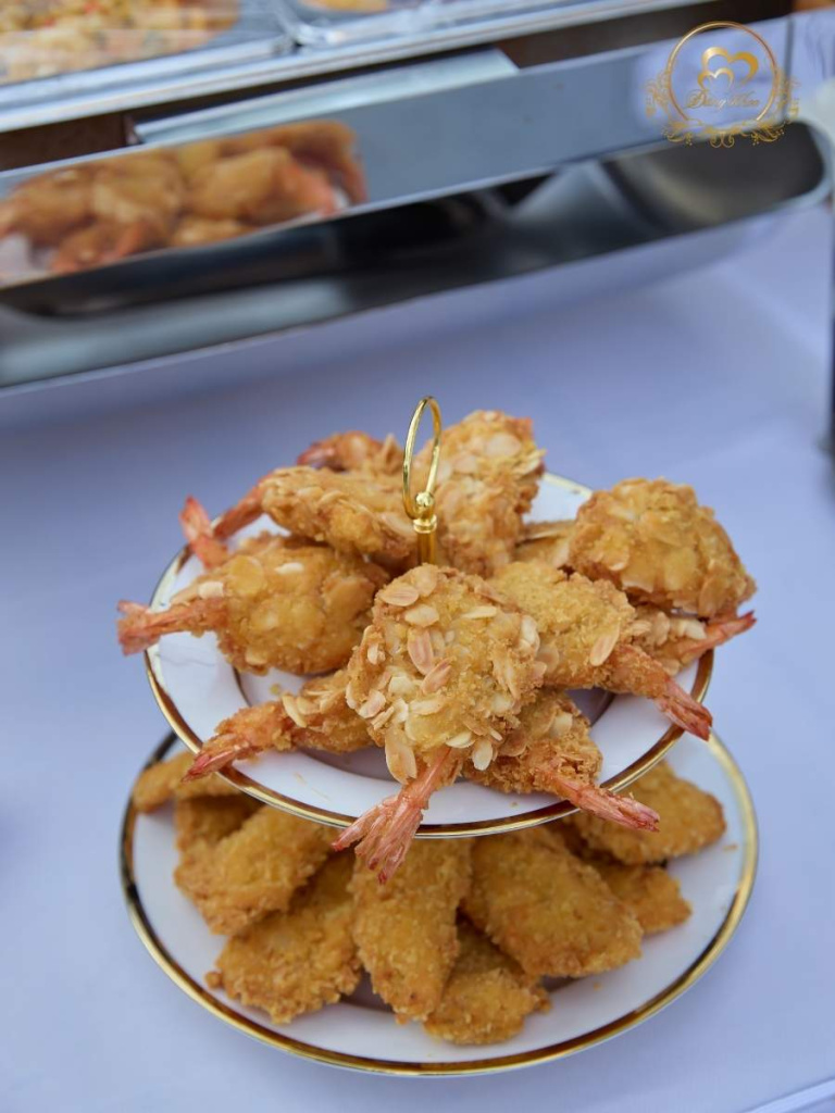 cuoi-hoi-dang-khoa-thuc-don-banh-ngot