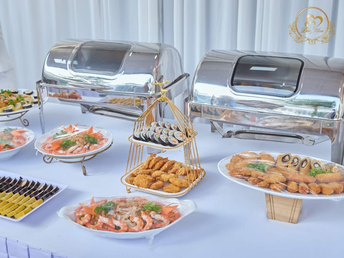 cuoi-hoi-dang-khoa-thuc-don-banh-ngot