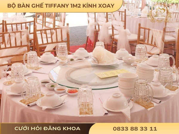 Bộ bàn ghế tiffany 1m2 kính xoay