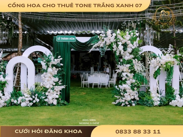 Cổng hoa cho thuê tone trắng xanh 07