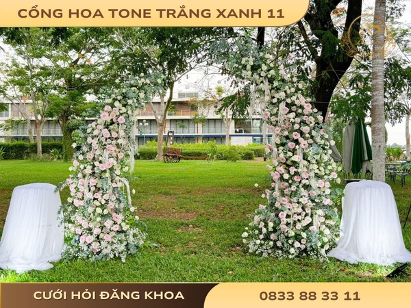 Cổng hoa tone trắng xanh 11