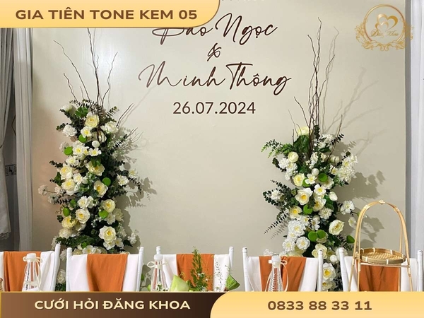 Gia tiên tone vàng kem 05