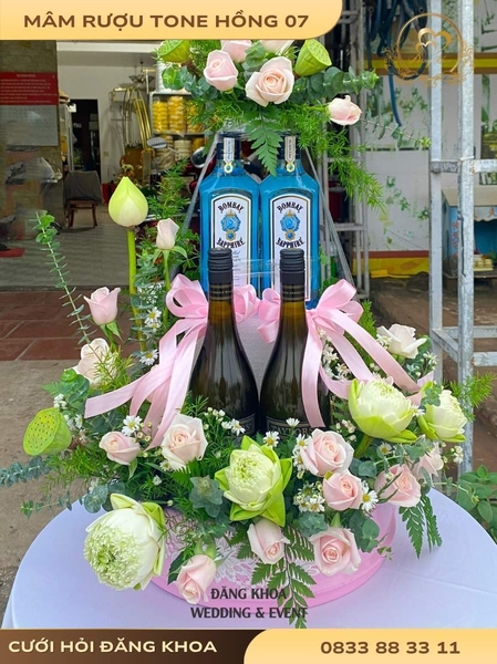 Mâm rượu & hoa tươi tone hồng 07