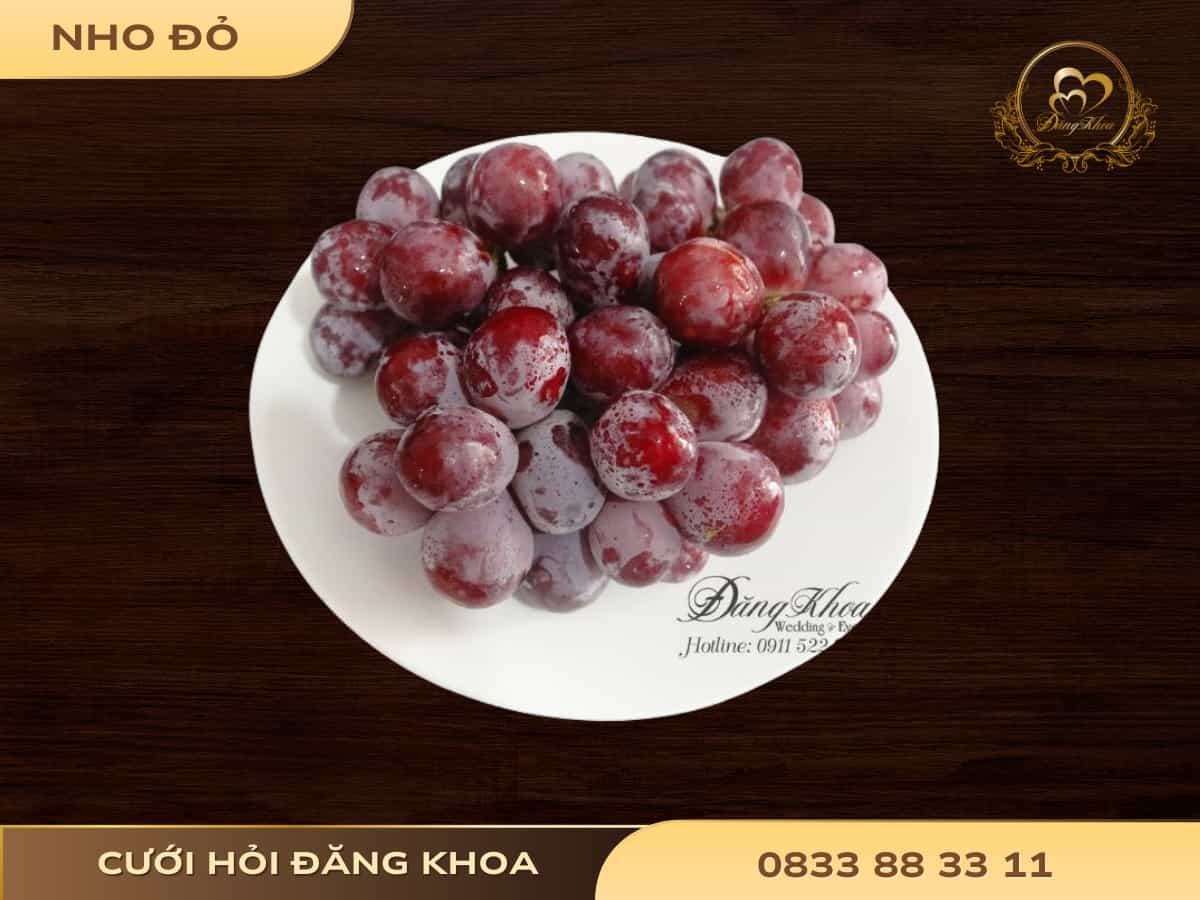 Nho đỏ